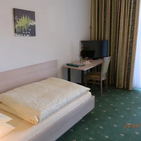 Gstrein Bed & Breakfast